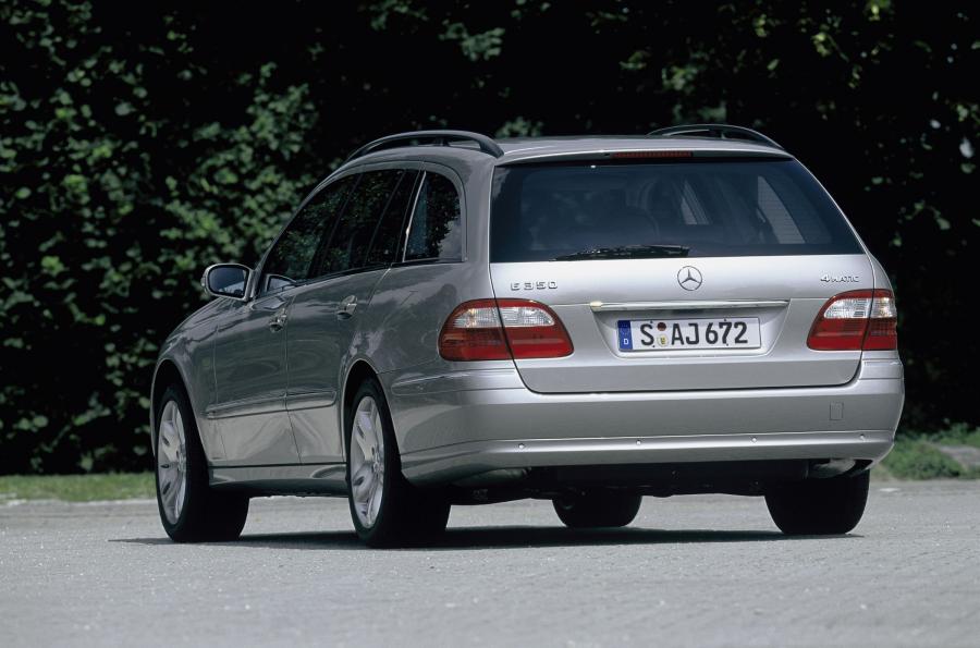  Mercedes-Benz E-Class Estate 2002 года  (фото 12 из 50)